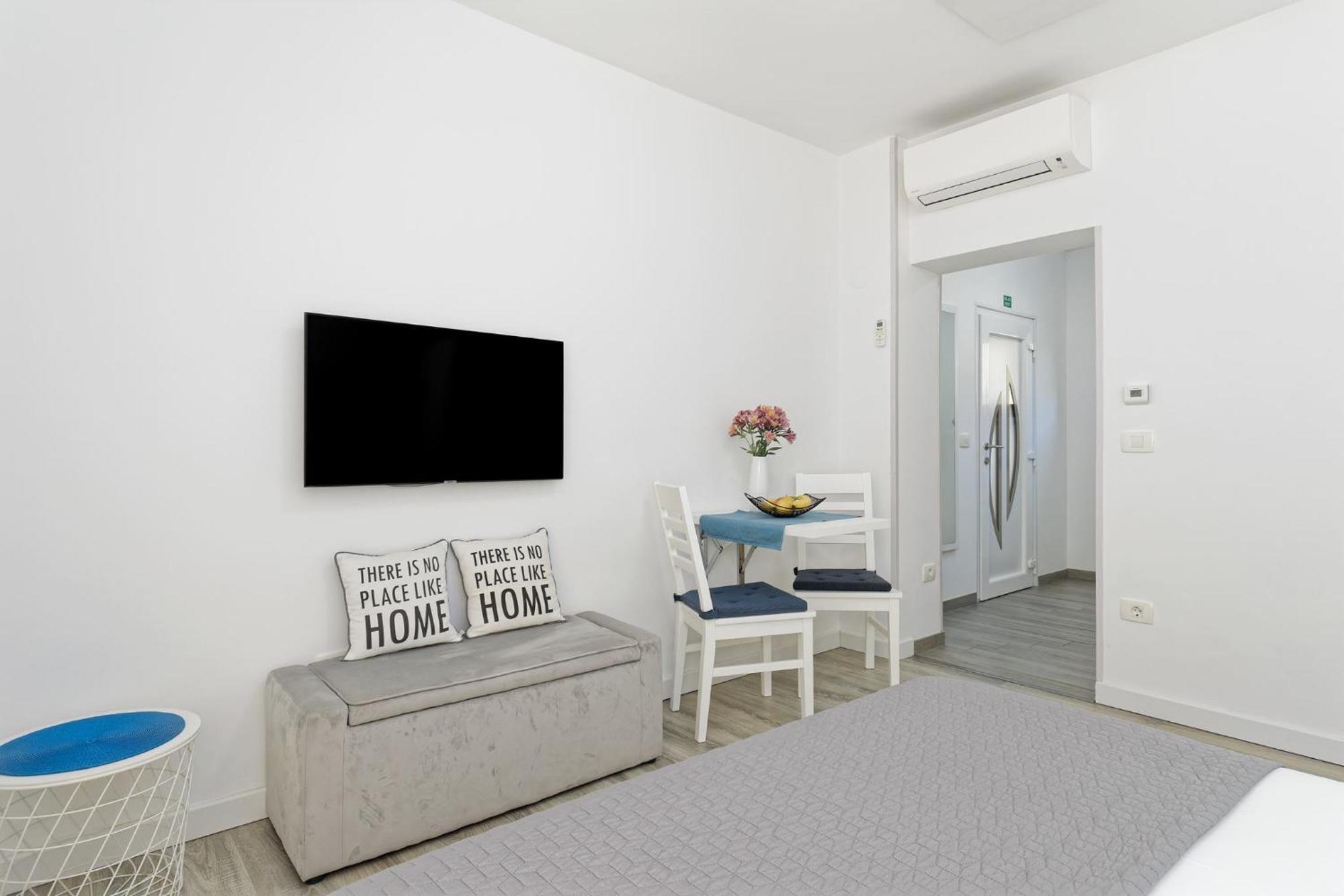 Apartment Nada *